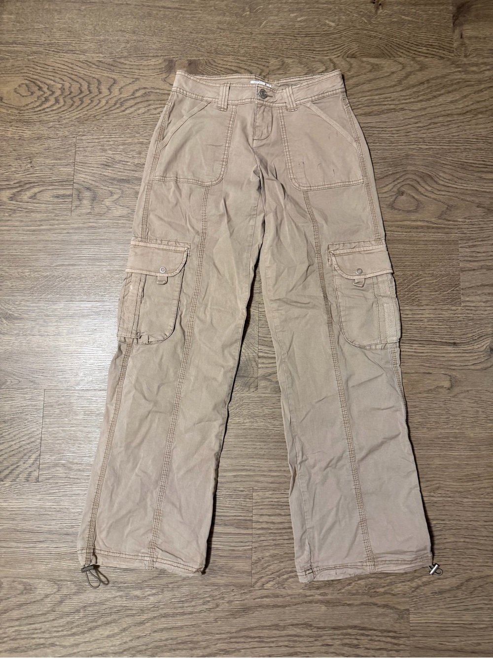 Garage Women’s Cargo Pants in Tan